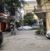 Gấp! Bán nhà phố Hoàng Quốc Việt, DT 62m, lô góc, ô tô tránh dừng đỗ quanh nhà, kinh